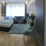 Paloma Budapest